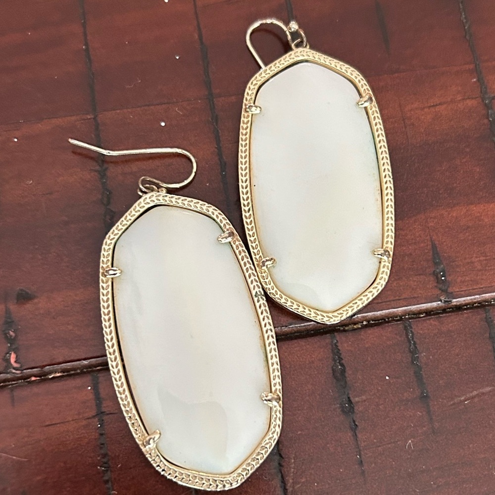 Kendra Scott Danielle Drop Earrings Gold/Ivory